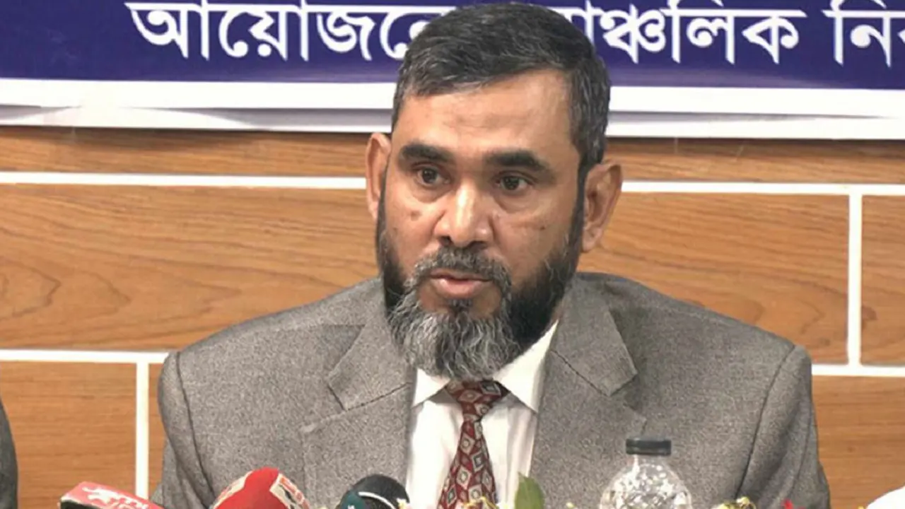 স্বচ্ছ নির্বাচনের জন্য গণমাধ্যমের বিকল্প নেই: ইসি কমিশনার সানাউল্লাহ