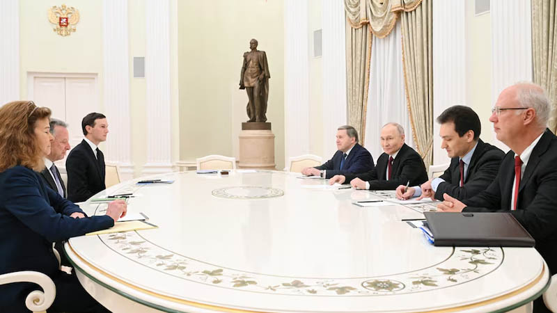 ক্রেমলিনে ৫ ঘণ্টার বৈঠকেও ইউক্রেন যুদ্ধ সমঝোতায় পোঁছাতে পারল না রাশিয়া-যুক্তরাষ্ট্র