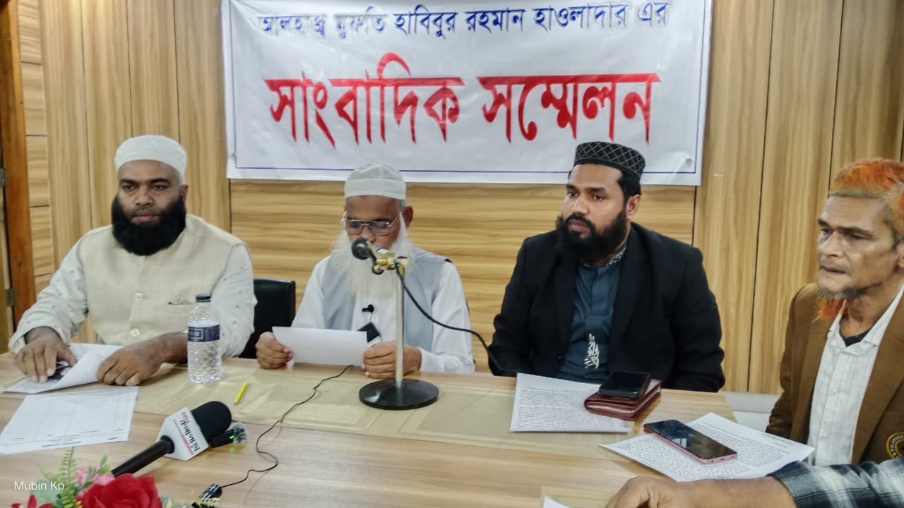 পটুয়াখালী-৪ আসনে নির্বাচন করার ঘোষণা দিলেন মুফতি হাবিবুর রহমান