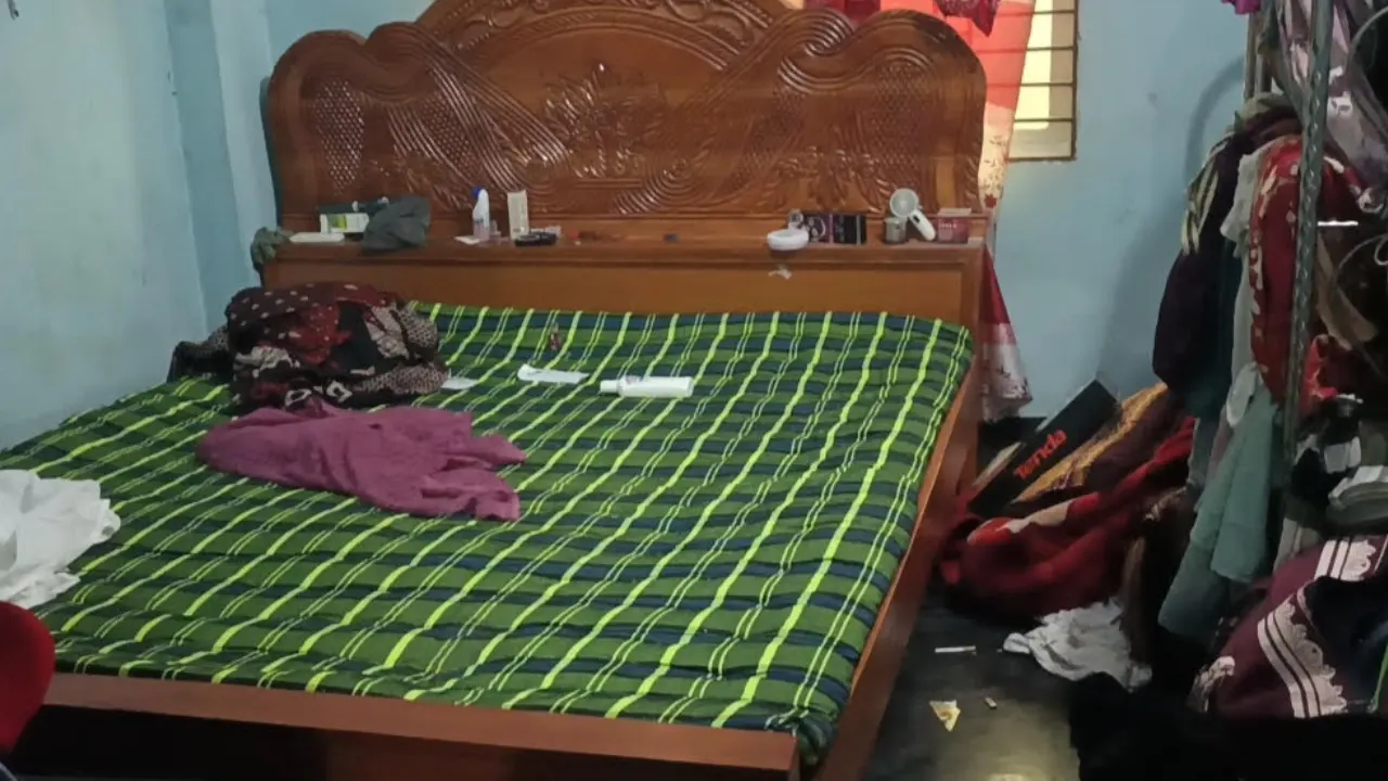 মাদারীপুরে আত্মীয়ের বাসা থেকে একই পরিবারের ৩ জনের মরদেহ উদ্ধার