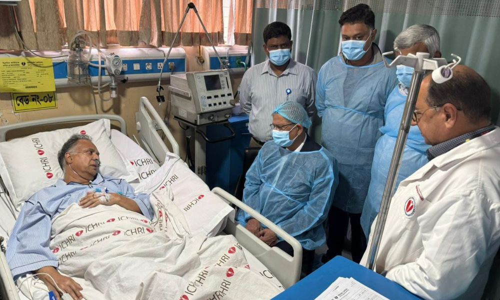 জ্বালানিমন্ত্রী ইকবাল হাসান মাহমুদকে দেখতে হাসপাতালে গেলেন রাষ্ট্রপতি
