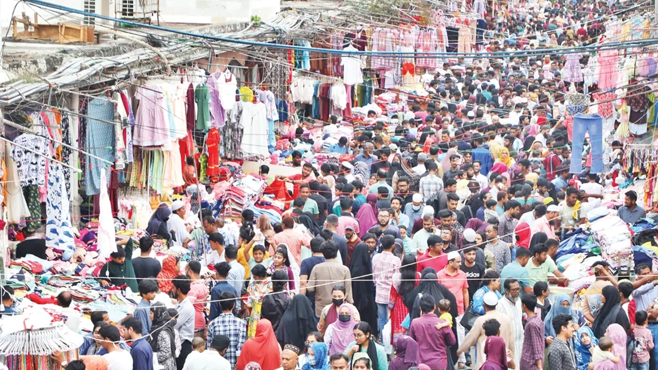 বৃহস্পতিবার রাজধানীতে খোলা থাকবে শপিংমল ও ব্যবসা প্রতিষ্ঠান : মালিক সমিতি