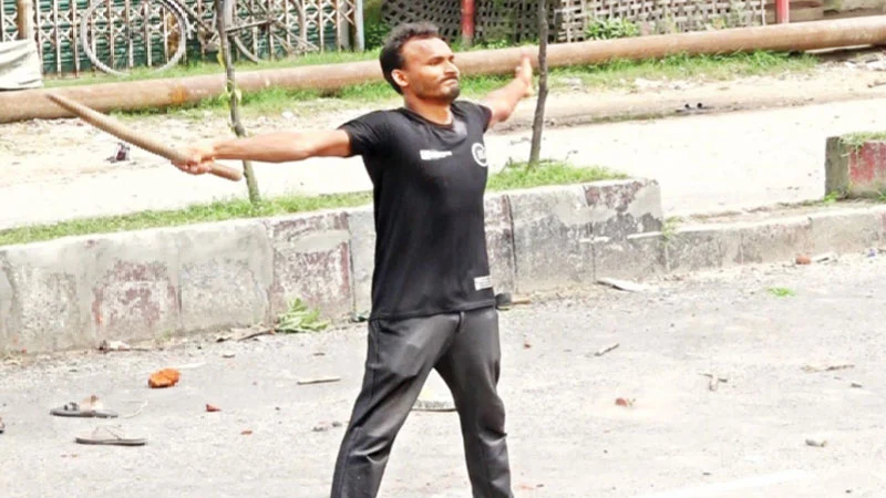 আজ জুলাই শহীদ দিবস: জুলাইয়ের পোস্টারবয় শহীদ আবু সাঈদ:অধিকারবঞ্চিত জাতির ভয় জয়ের প্রতীক আবু সাঈদ :প্রধানমন্ত্রী
