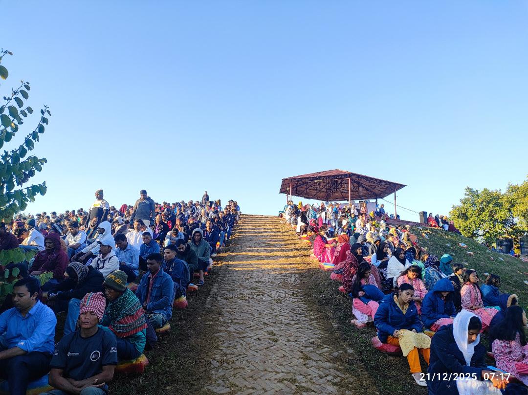কোয়ান্টাম ফাউন্ডেশনে বিশ্ব মেডিটেশন দিবসে হাজারো ধ্যানীর সম্মিলন