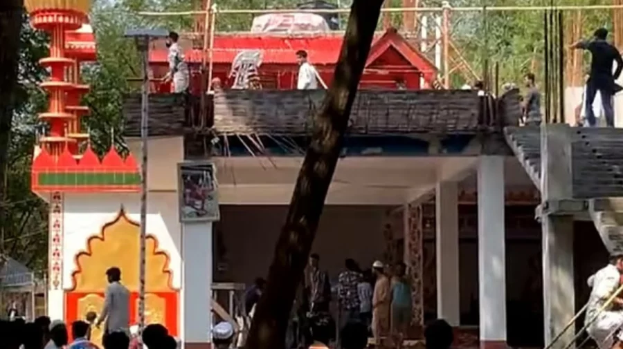 কুষ্টিয়ায় কথিত পীরকে পিটিয়ে হত্যা, ভাঙচুর-আগুন