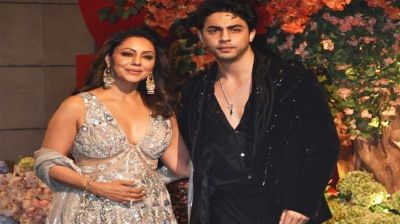 মায়ের জন্য যা করলেন শাহরুখপুত্র আরিয়ান