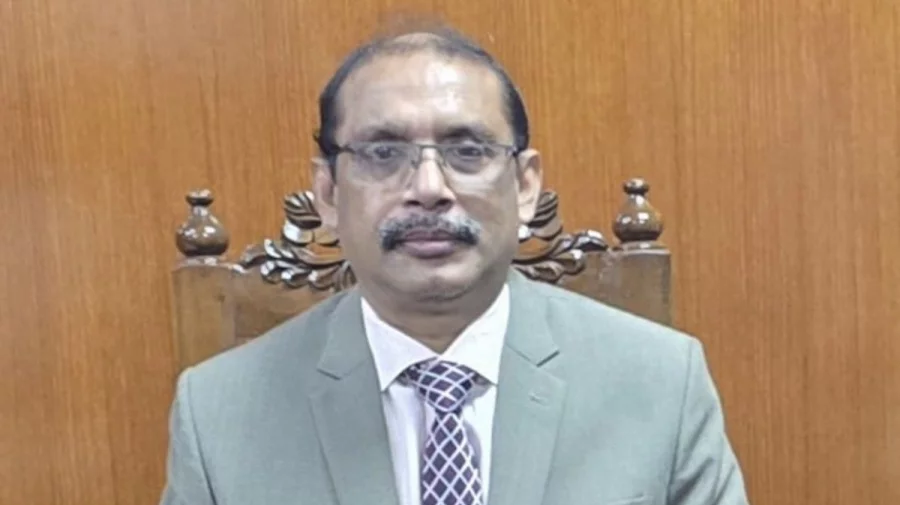 এবার বিআইডবিøউটিসির চেয়ারম্যান সলিম উল্লাহসহ ৪ জনের দেশত্যাগে নিষেধাজ্ঞা