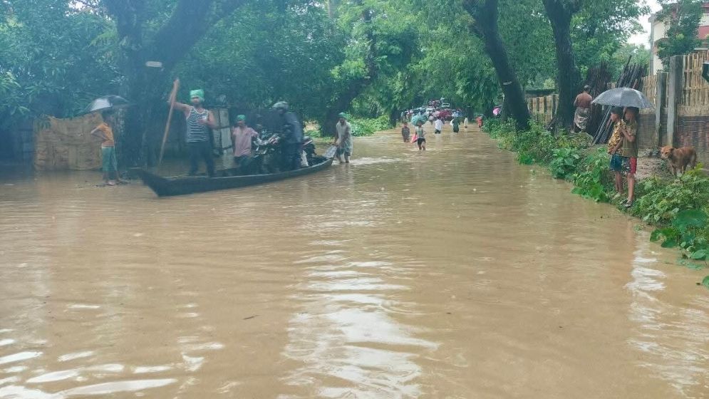 বৃষ্টিতে বান্দরবানের বন্যা পরিস্থিতির অবনতি