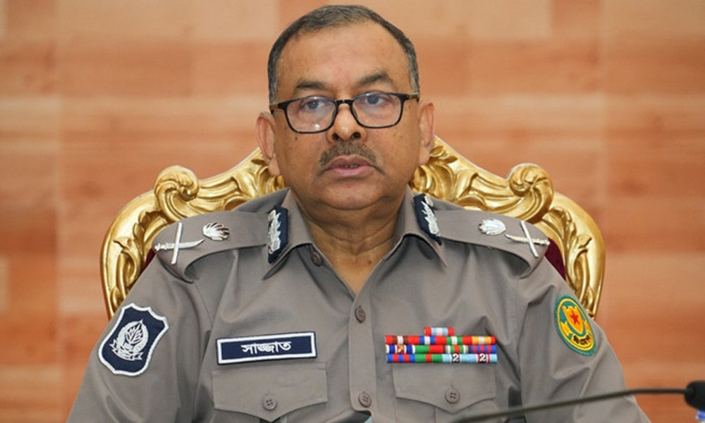 ওসমান হাদিকে গুলি করা সন্ত্রাসীদের ধরতে সাঁড়াশি অভিযান শুরু -ডিএমপি কমিশনার