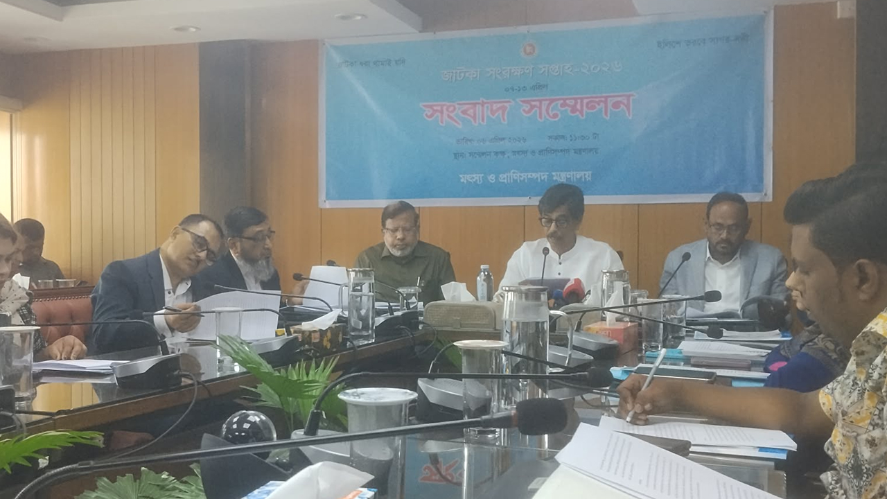 বৈশাখে ভারতে এবছর ইলিশ পাঠানোর বিষয়ে সরকারের অবস্থান স্পষ্ট করলেন মন্ত্রী