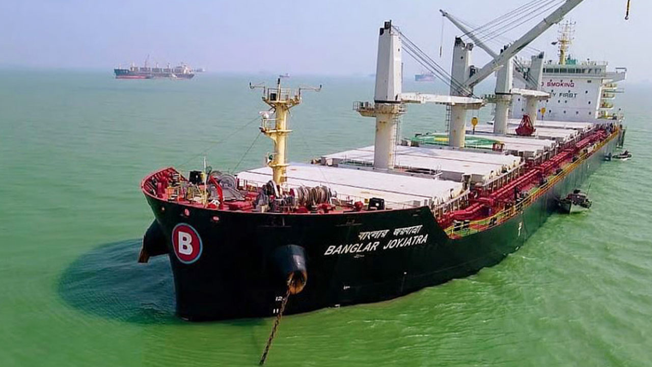 হরমুজ প্রণালি অতিক্রমের এবার অনুমতি পায়নি বাংলাদেশি জাহাজ