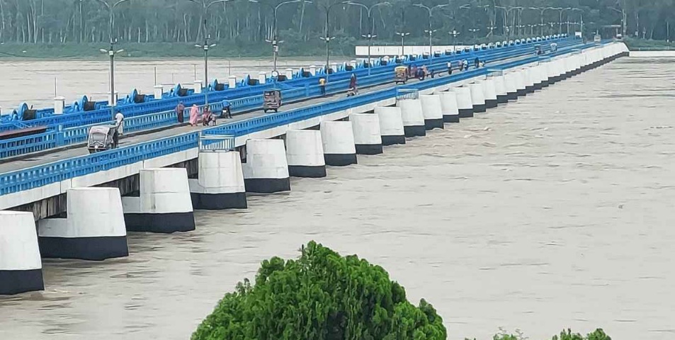 তিস্তার পানি বিপৎসীমার কাছাকাছি