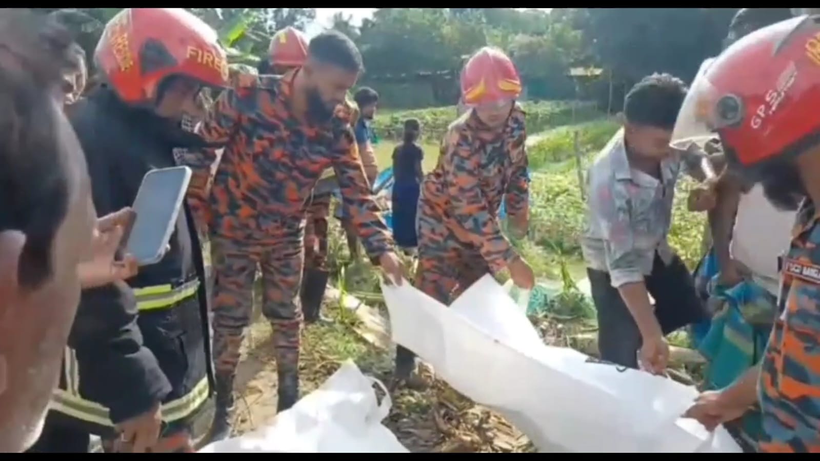 কিশোরগঞ্জে মাছবাহী ট্রাকের ধাক্কায় স্বামী-স্ত্রী নিহত