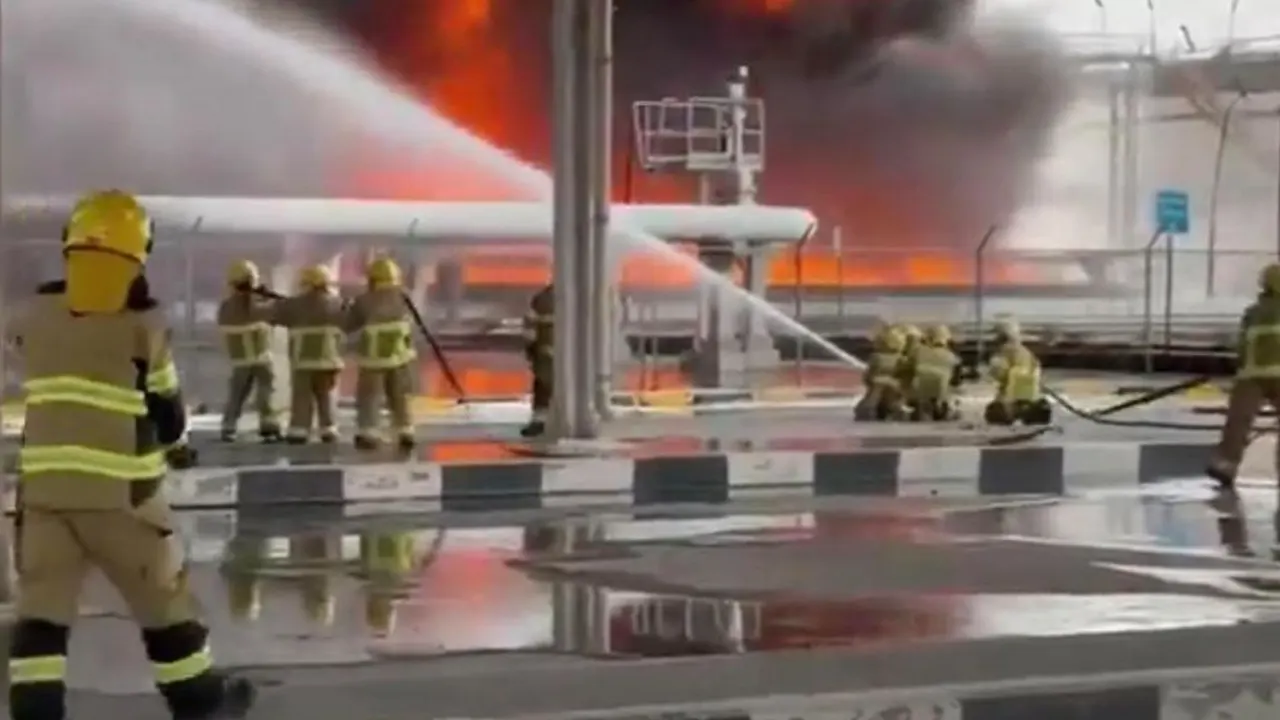 কুয়েতের বিমানবন্দরে আরও হামলা, ভয়াবহ অগ্নিকাণ্ড