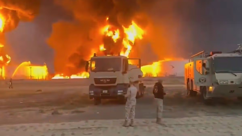 দুবাই বন্দরে  কুয়েতি তেলবাহী ট্যাংকারে এবার ইরানের হামলা