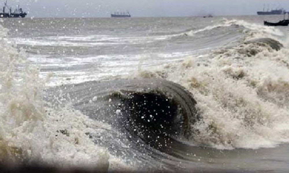 আবারও সাগরে ফের লঘুচাপ,দুই বন্দরে ৩নং সতর্কসংকেত