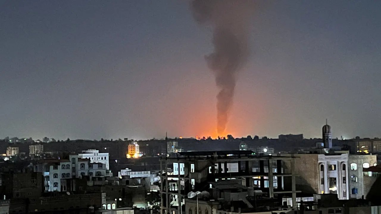 ইসরায়েলের ব্যাপক বোমা হামলা দক্ষিণ লেবাননে