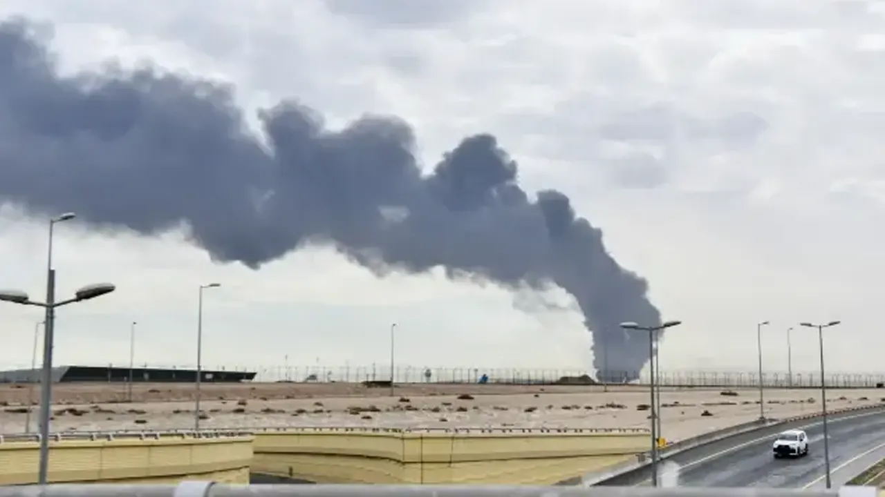 ফের কুয়েত বিমানবন্দরে ব্যাপক হামলা, রাডার ব্যবস্থা ক্ষতিগ্রস্ত