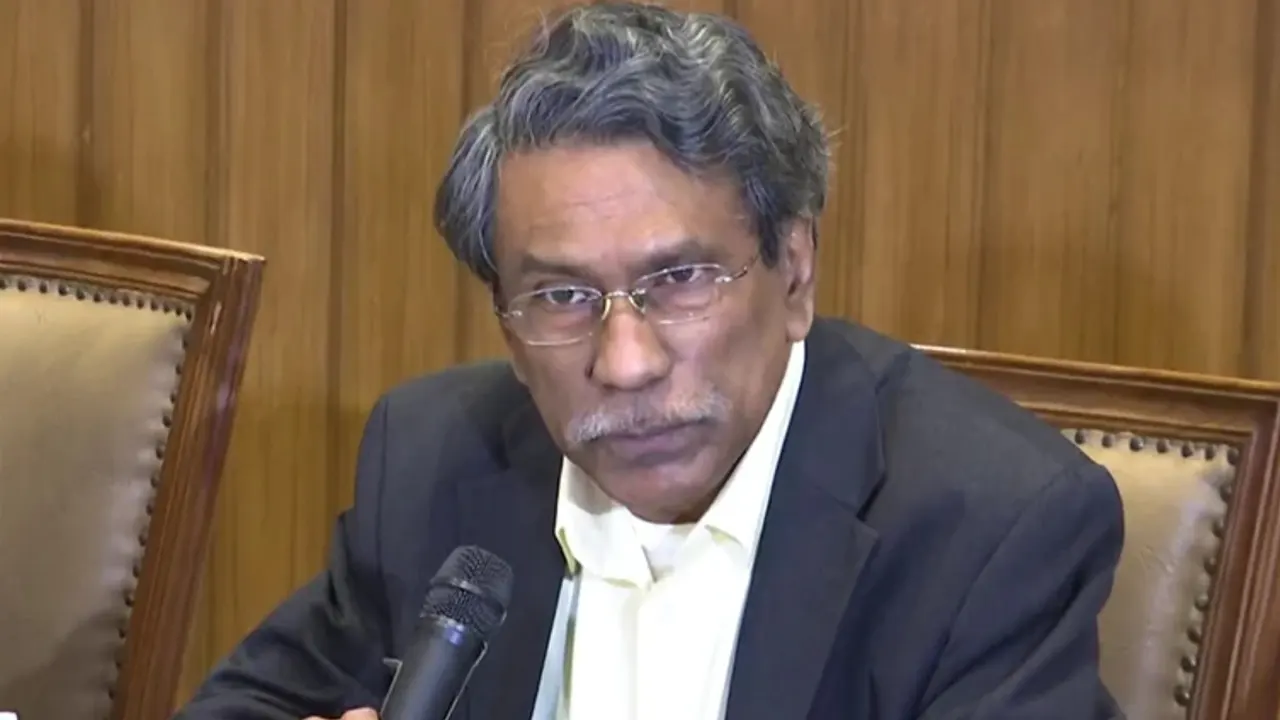 চ্যালেঞ্জ মোকাবিলায় ব্যর্থ হলে ঝুঁকিতে পড়বে দেশ: আলী রীয়াজ