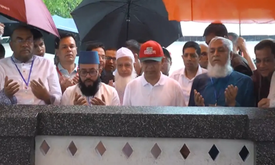 সিলেটে শাহজালালের মাজার জিয়ারত করলেন প্রধানমন্ত্রী