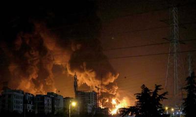 গভীর রাতে ইরানে ফের হামলা মার্কিন যুক্তরাষ্ট্রের
