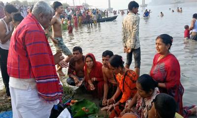 কিশোরগঞ্জে অষ্টমী স্নানে লাখো পূণ্যার্থীর ঢল