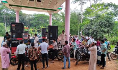 গোলাপগঞ্জে তেল সংকট : বাইকারদের হাহাকার