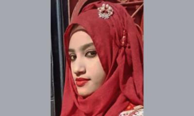 দেশের বহুল আলোচিত নুসরাত হত্যা মামলার হাইকোর্টের রায় পড়া চলছে