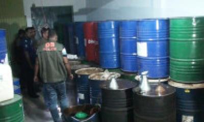 অবৈধ মজুতের ৩ লাখ ৭২ হাজার লিটার তেল উদ্ধার : জ্বালানি বিভাগ