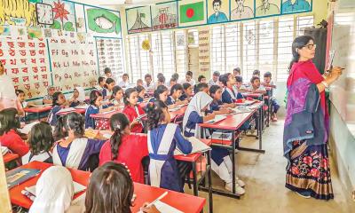 মহানগর এলাকার সব প্রাথমিকেও চালু হচ্ছে সপ্তাহে তিন দিন অনলাইন ক্লাস