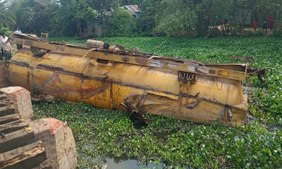হবিগঞ্জে তেলবাহি লাইনচ্যুত ট্রেন. ১৬ ঘণ্টায়ও স্বাভাবিক হয়নি রেল