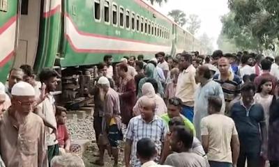 দীর্ঘ ২২ ঘণ্টা পর ঢাকার সঙ্গে উত্তরবঙ্গের ট্রেন চলাচল শুরু