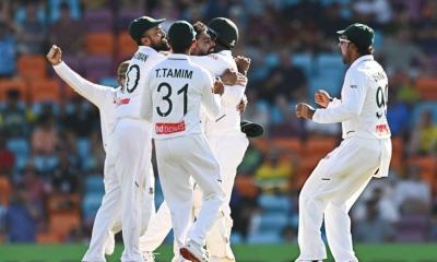 অস্ট্রেলিয়াকে এবার গুঁড়িয়ে ইতিহাস লিখল বাংলাদেশ