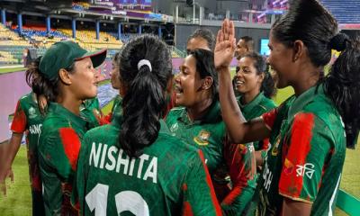 ভারতকে হারালে সাড়ে ৮ কোটি টাকা পাবে বাংলাদেশ, যদি... ভারতকে হারালে সাড়ে ৮ কোটি টাকা পাবে বাংলাদেশ, যদি...