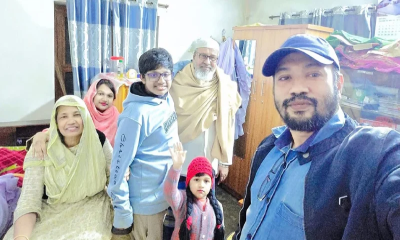 গাছের সঙ্গে প্রাইভেটকারের ধাক্কা, একই পরিবারের ৩ জন নিহত