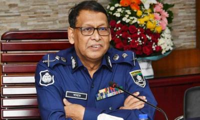 এবার ২৪ ঘণ্টার মধ্যে আইজিপিকে অপসারণে আইনি নোটিশ