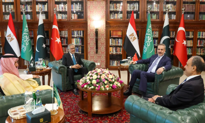 পাকিস্তানে জরুরি বৈঠক করে দেশ ছাড়লেন মুসলিম নেতারা