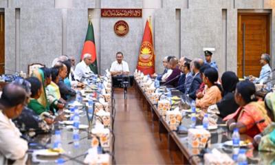 সবাই এগিয়ে এলে অনেক বড় সমস্যার সমাধান করা সম্ভব : প্রধানমন্ত্রী