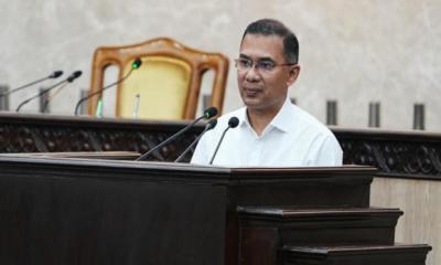 পেশাদার খেলোয়াড়রা রাজনীতির সাথে জড়াবেন না : প্রধানমন্ত্রী