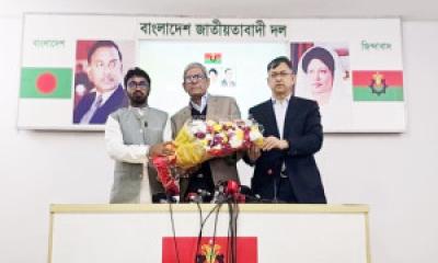 গণঅধিকারের রাশেদ বিএনপিতে যোগ দিলেন