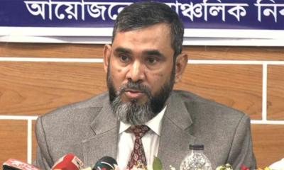 এবারের নির্বাচন লাইনচ্যুত ট্রেনকে লাইনে তোলার মতো: ইসি সানাউল্লাহ