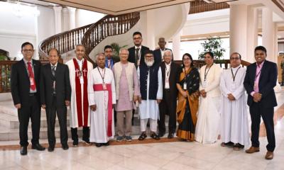 বড়দিনে ধর্মীয় নেতাদের সঙ্গে শুভেচ্ছা বিনিময় করলেন প্রধান উপদেষ্টা