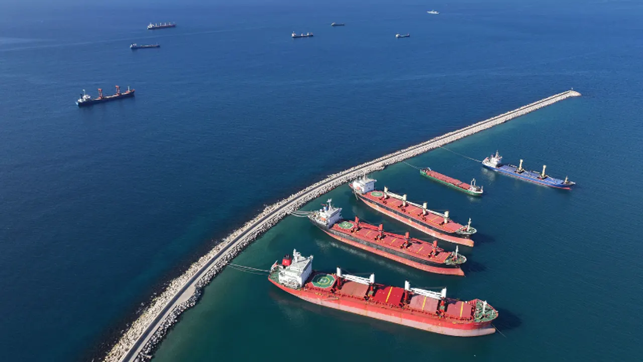 সিরিয়া তেল খাতে আবার শক্তিশালী হতে পারবে