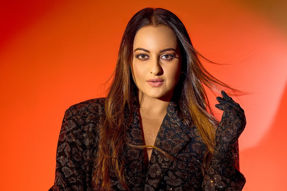 কমেন্ট বক্স বন্ধ রেখেছি বিয়ের পর, অনেককে বøক করেছি: সোনাক্ষী