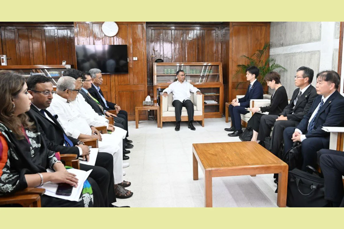 প্রধানমন্ত্রীর সঙ্গে জাপান সরকারের উচ্চপর্যায়ের প্রতিনিধি দলের সাক্ষাৎ