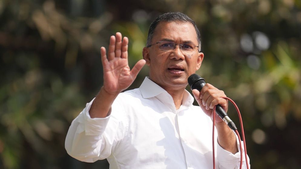 বিদেশগামীদের জন্য ঋণের ব্যবস্থা করা হবে, জমি বিক্রি করতে হবে না: তারেক রহমান