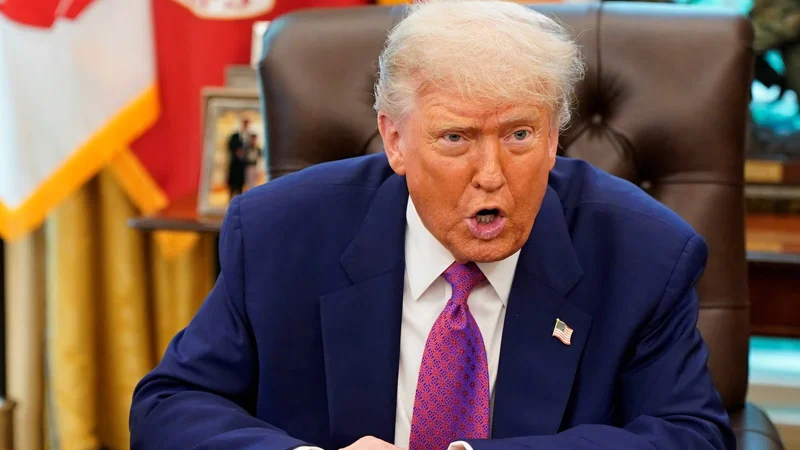 ন্যাটো মিত্রদের ‘কাপুরুষ’ বললেন ট্রাম্প