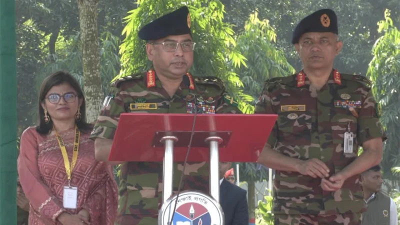 দেশের ৫০ ভাগ নারী,তাদের বাদ দিয়ে উন্নয়নের চিন্তা করা ভুল হবে: সেনাপ্রধান