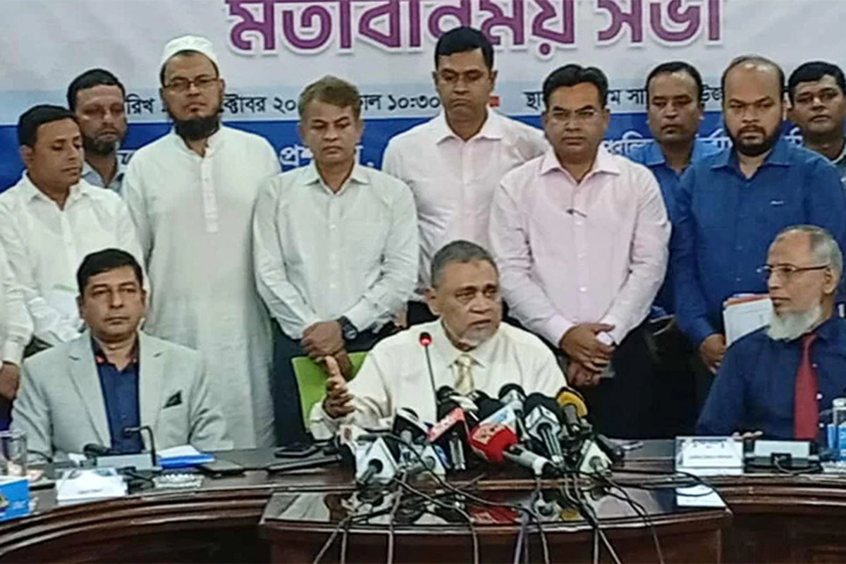 রাতের অন্ধকারে নয়, আমরা স্বচ্ছ নির্বাচন উপহার দিতে চাই: সিইসি