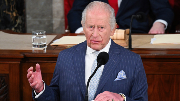 ট্রাম্পের বুকে এবার কাঁপন ধরানো ভাষণ দিলেন রাজা চার্লস